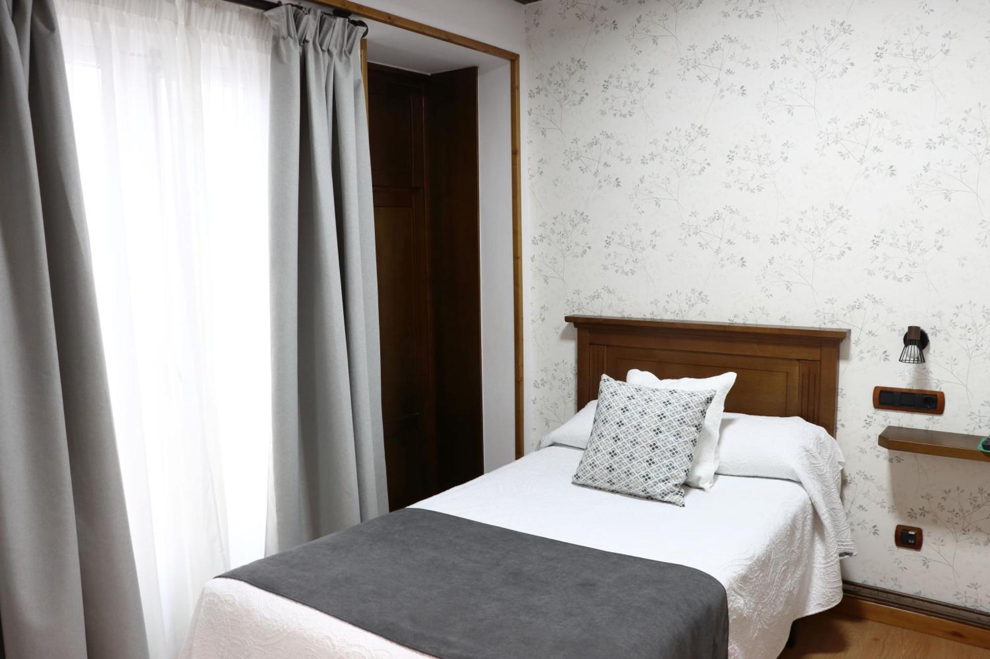 Hotel Pazos Alba 산티아고데콤포스텔라 외부 사진